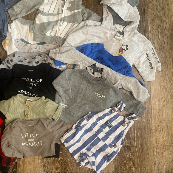 Bundle Lot of Baby Boy Clothes Sweatshirts, Overalls, Pajamas, and Outfits! - Picture 2 of 3